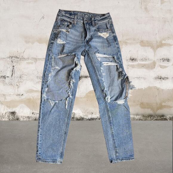 American Eagle Women's Distressed Mom Stretch Jeans Size 00 Short - Picture 1 of 5